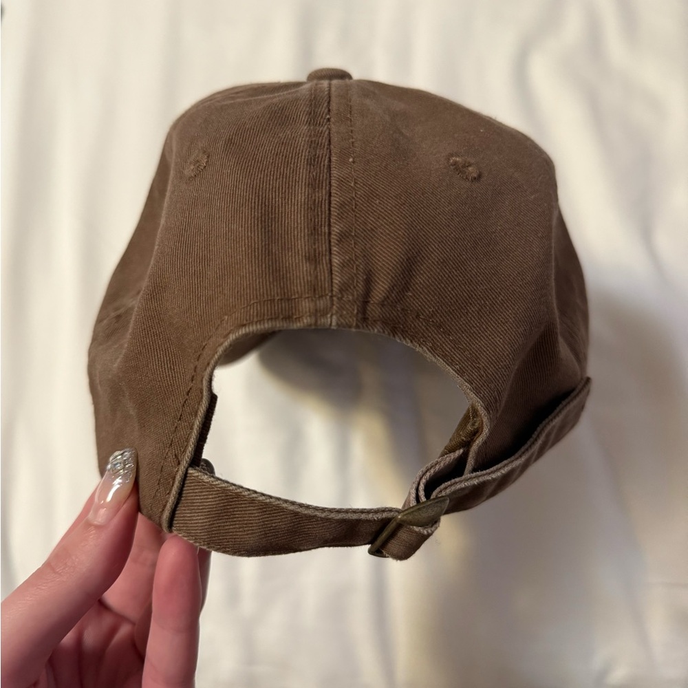 brandy melville new york cap - Picture 4 of 7